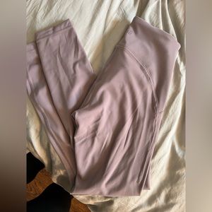 Pink/purple light colored, soft Lulu leggings